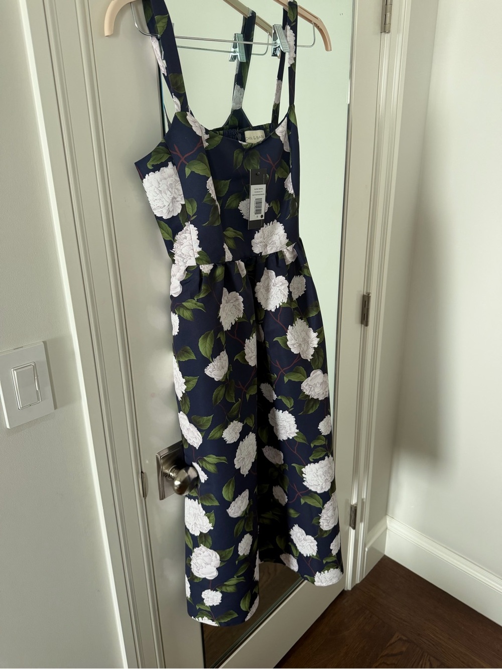NWT: Sachin&Babi Olena Dress - Navy/Ivory Moonlit Garden - Picture 7 of 7